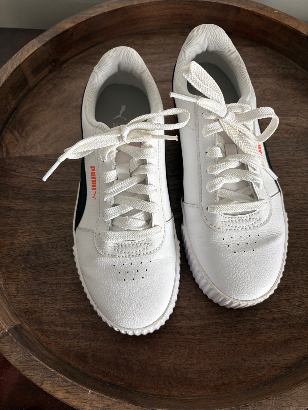 Puma White Low-Top Sneakers with Black Stripe and Pink Heel Accent - Picture 4 of 10